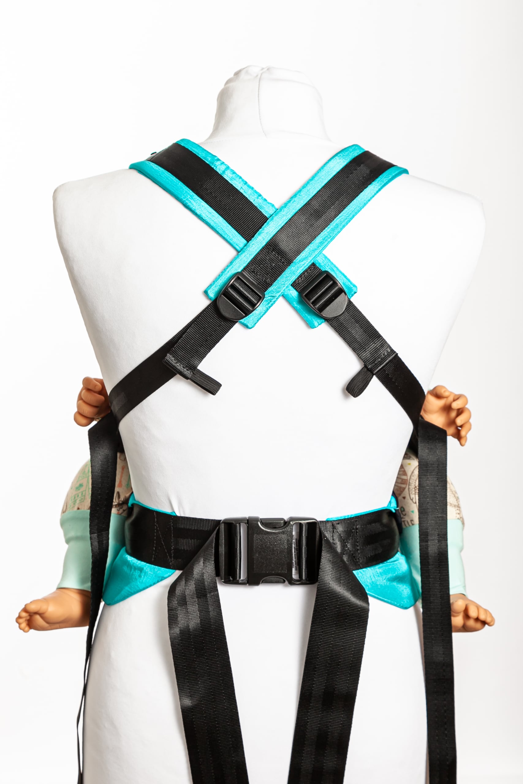 (c) BarbaraLachner.at Leolin Babytrage 7505